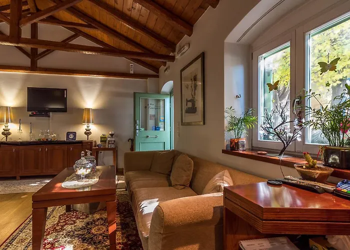 Enastron Guesthouse